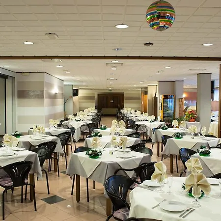 Faro 3* مونتيشياري