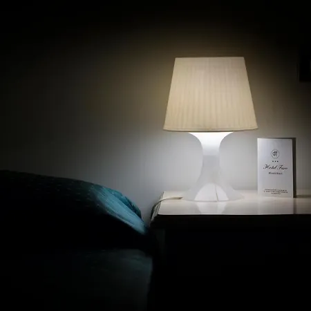 Faro 3* مونتيشياري
