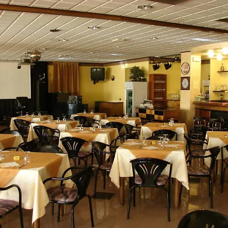 Faro Hotel 3*