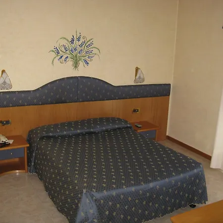 Hotel Faro Montichiari