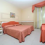 Faro Hotel 3*